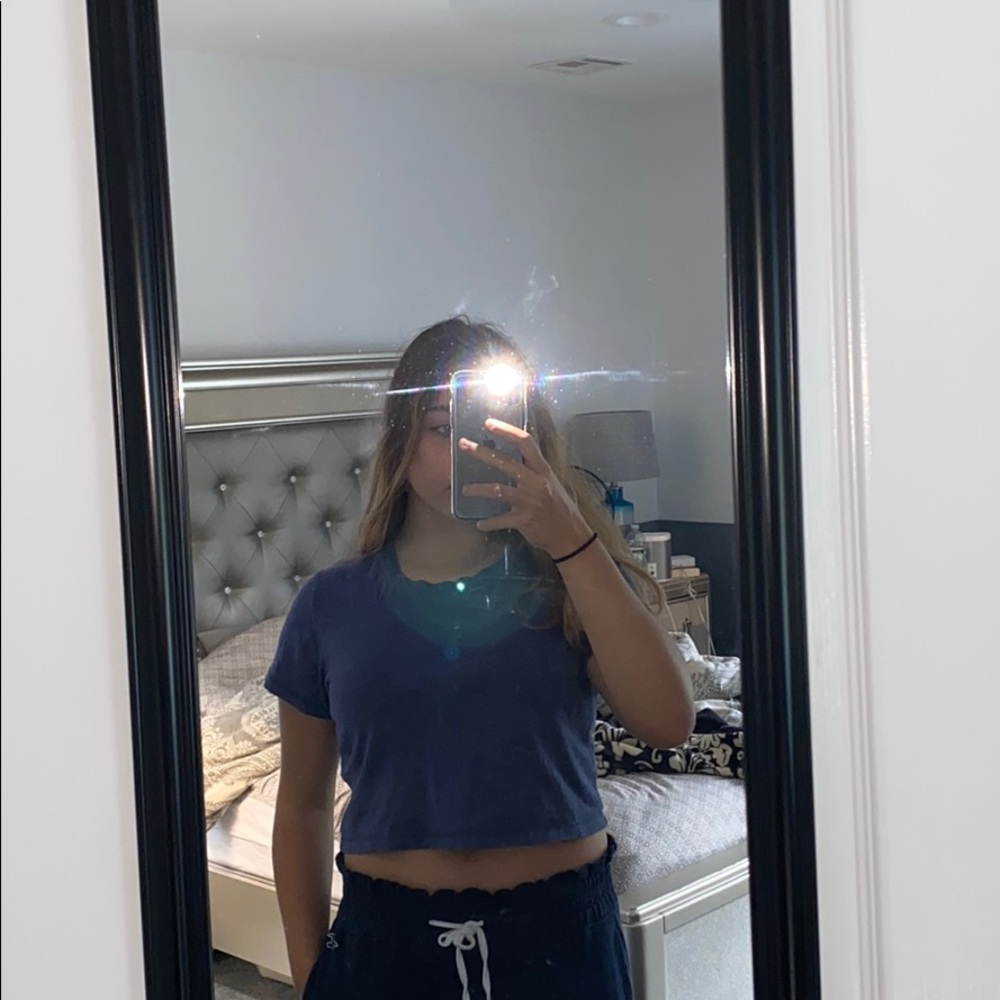 t-shirt cropped
